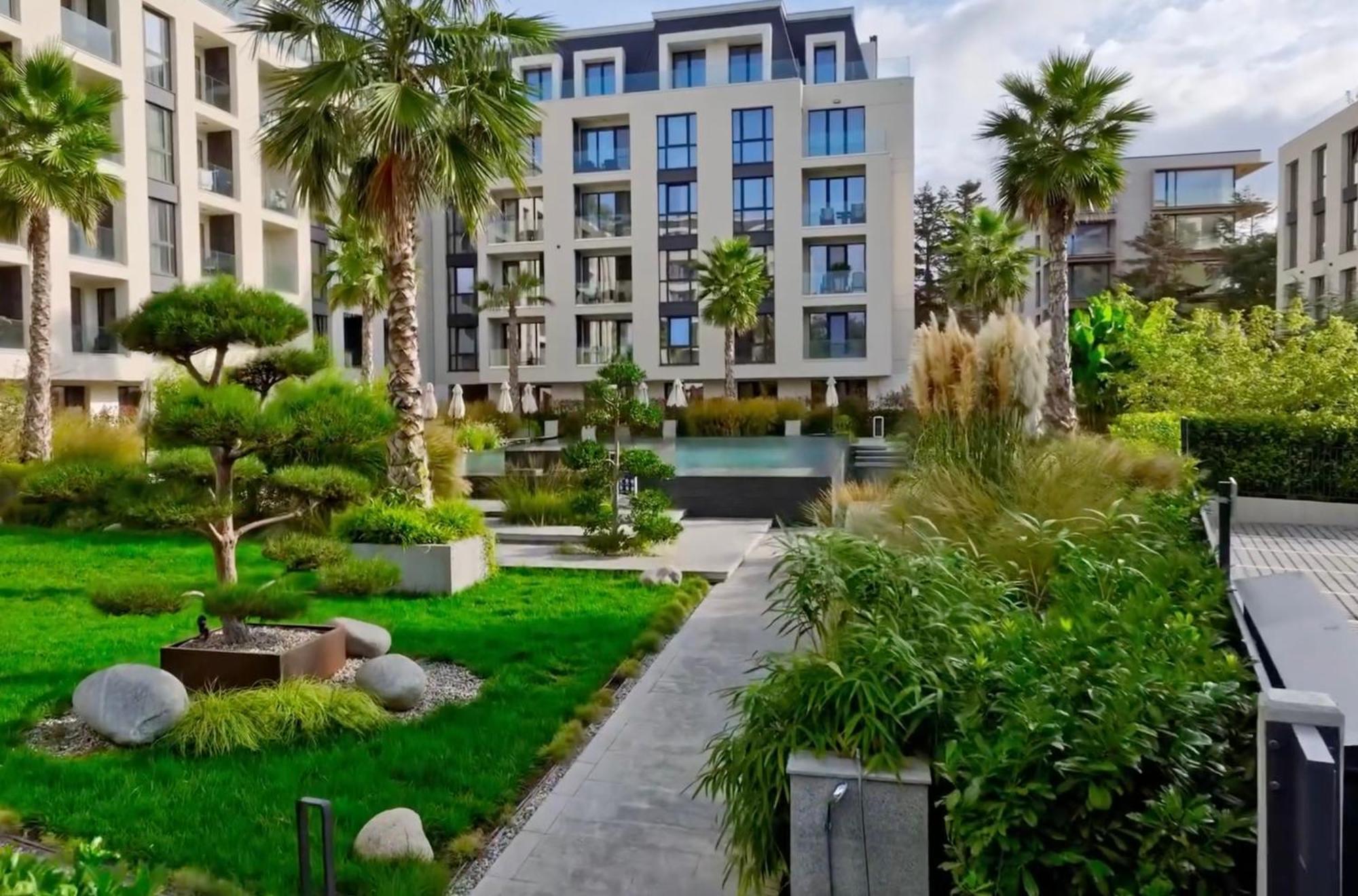 Exclusive St Constantine Suites Saints Constantine and Helena Exteriör bild