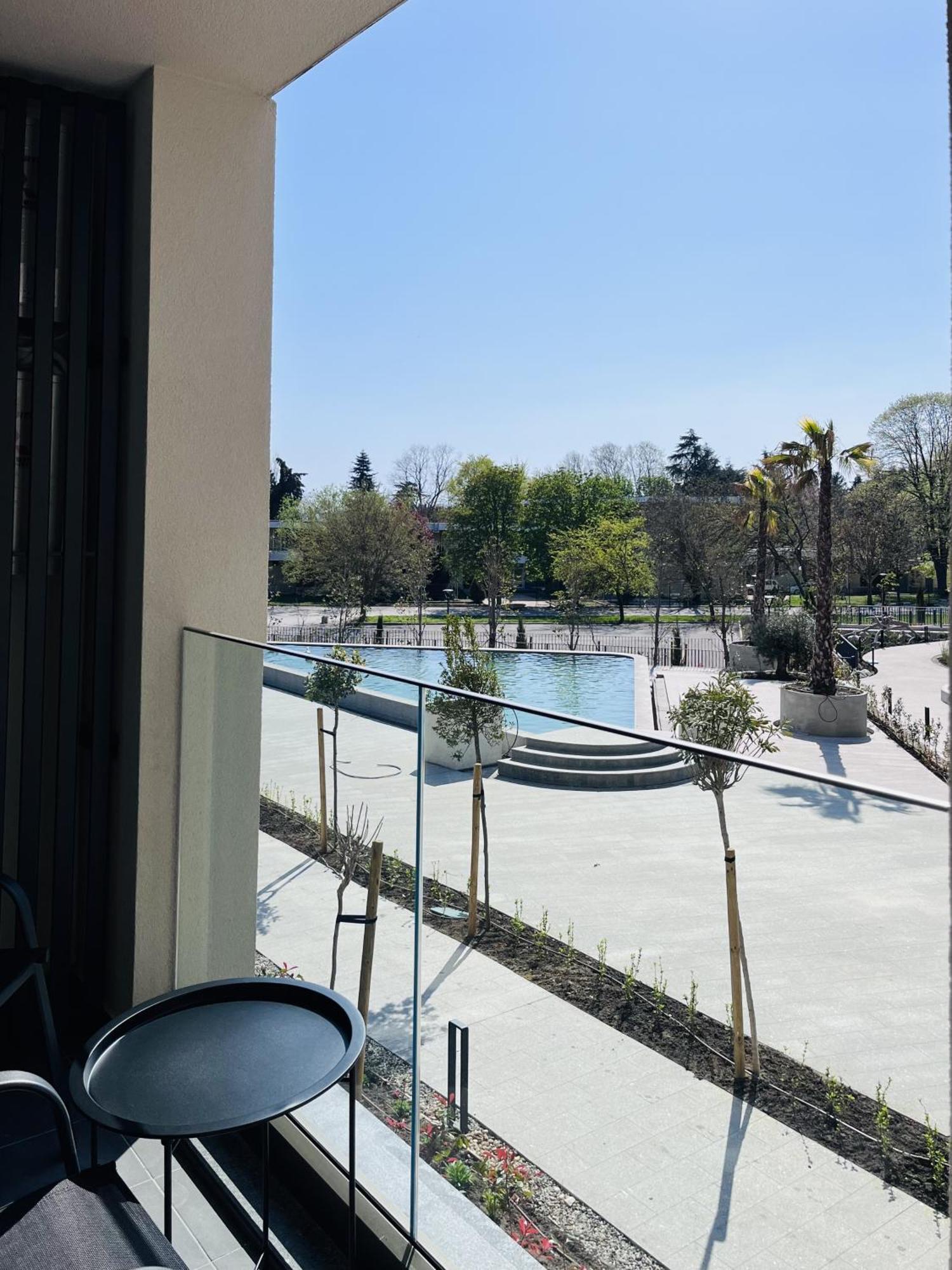 Exclusive St Constantine Suites Saints Constantine and Helena Exteriör bild