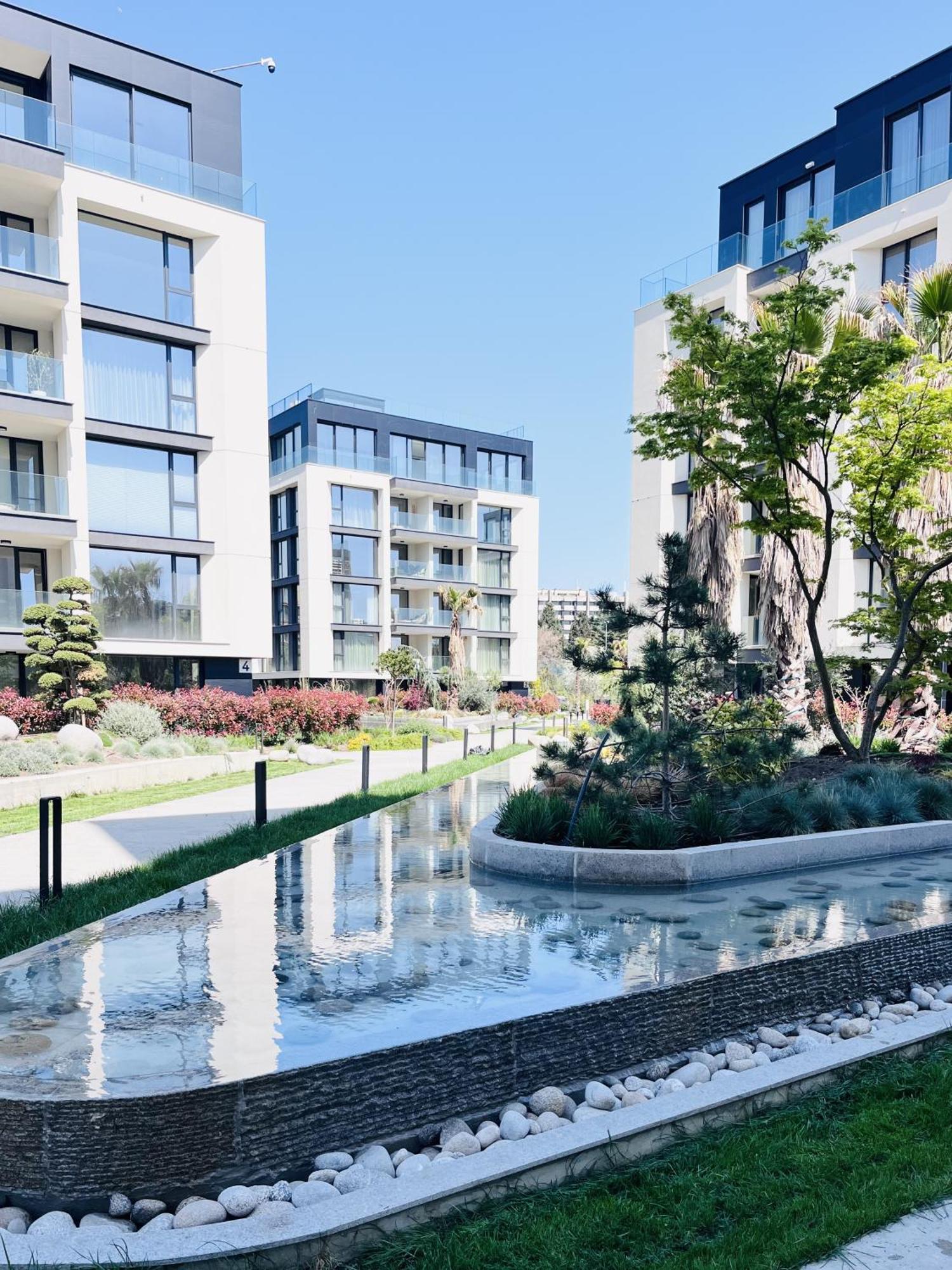Exclusive St Constantine Suites Saints Constantine and Helena Exteriör bild