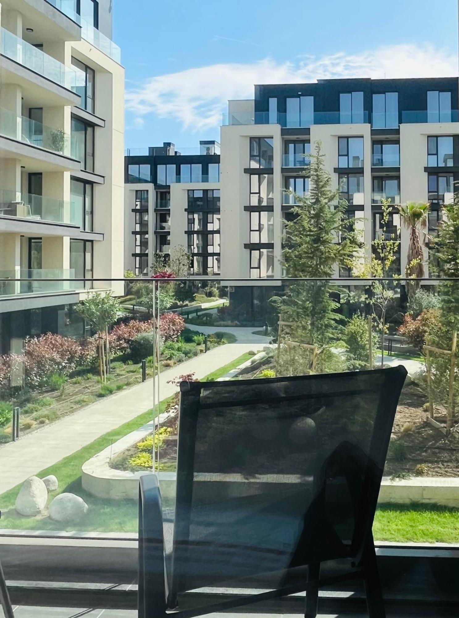 Exclusive St Constantine Suites Saints Constantine and Helena Exteriör bild