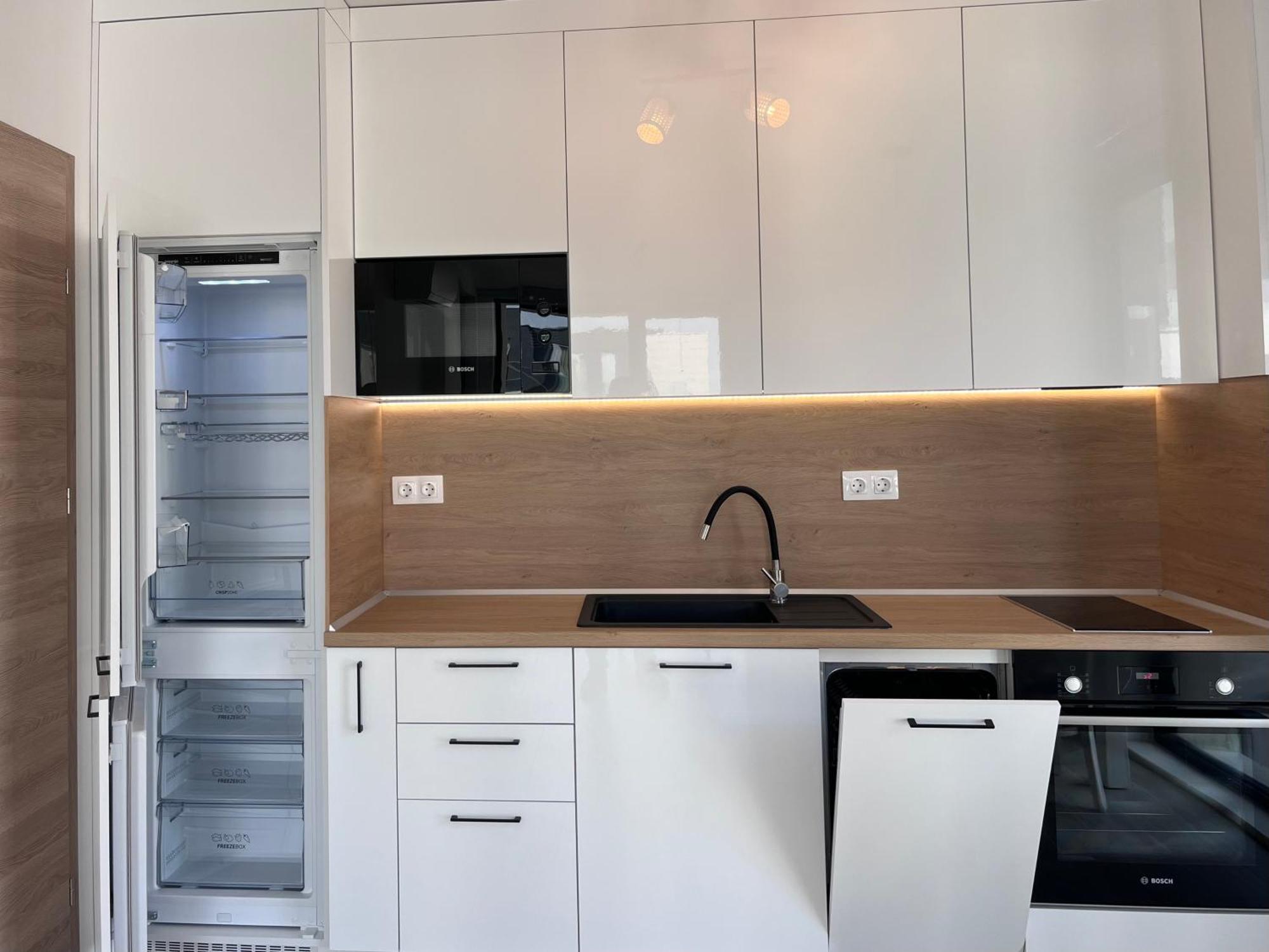 Exclusive St Constantine Suites Saints Constantine and Helena Exteriör bild