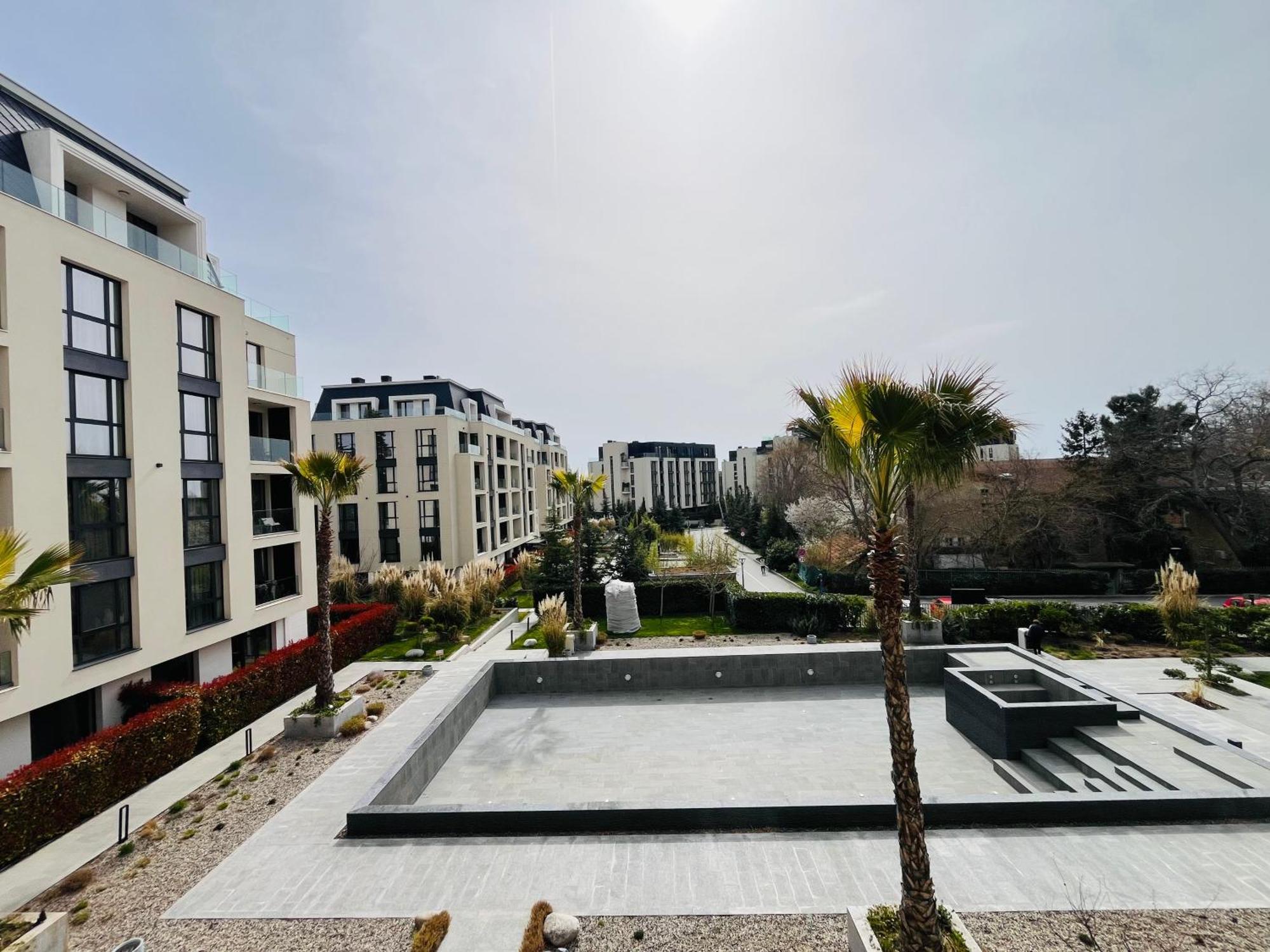 Exclusive St Constantine Suites Saints Constantine and Helena Exteriör bild